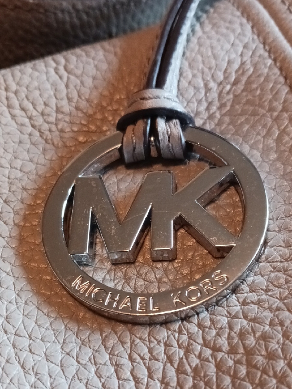 Michael Kors Bag - Picture 5 of 9
